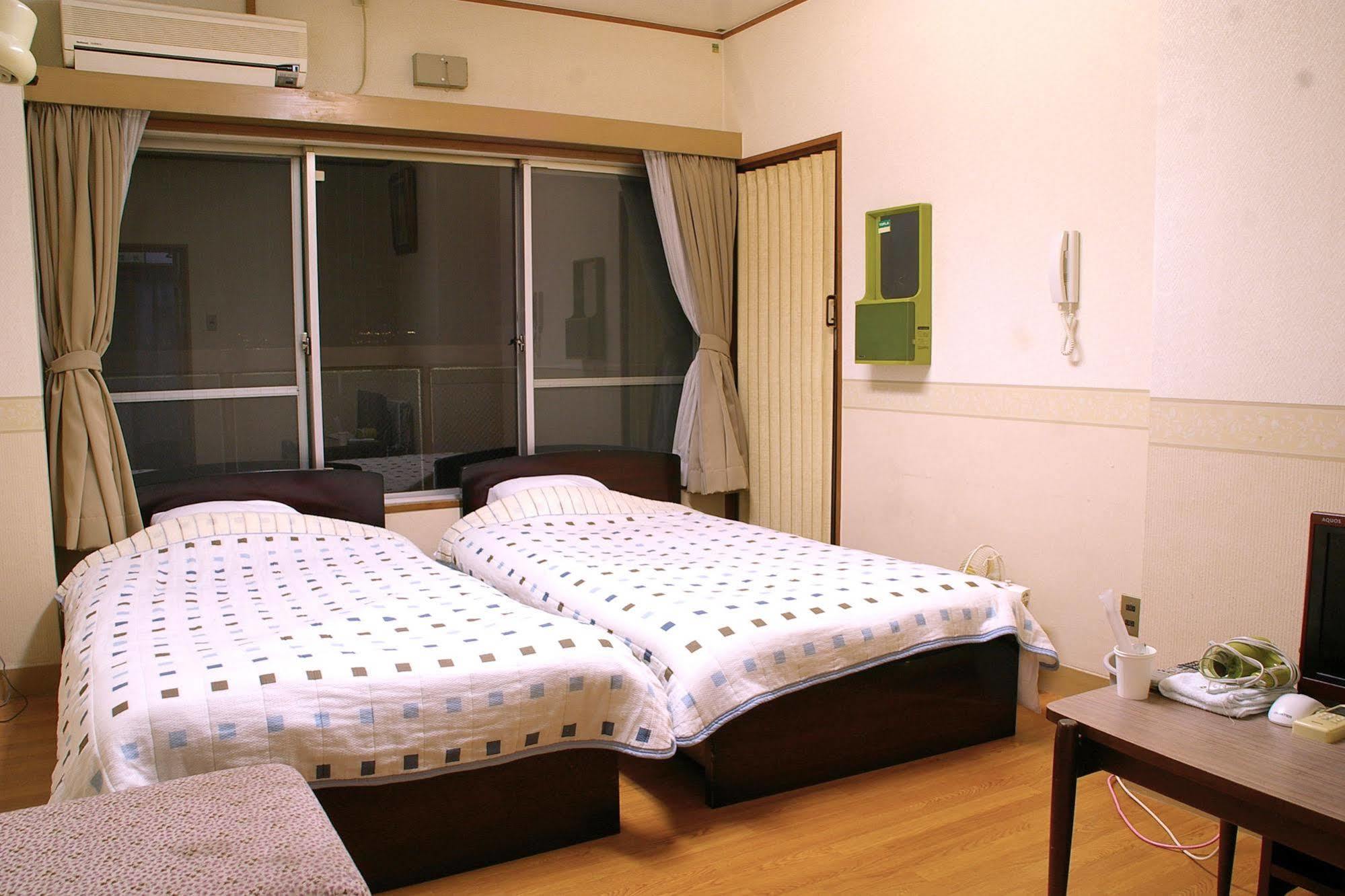 Yamabe Hotel Tenri Eksteriør billede