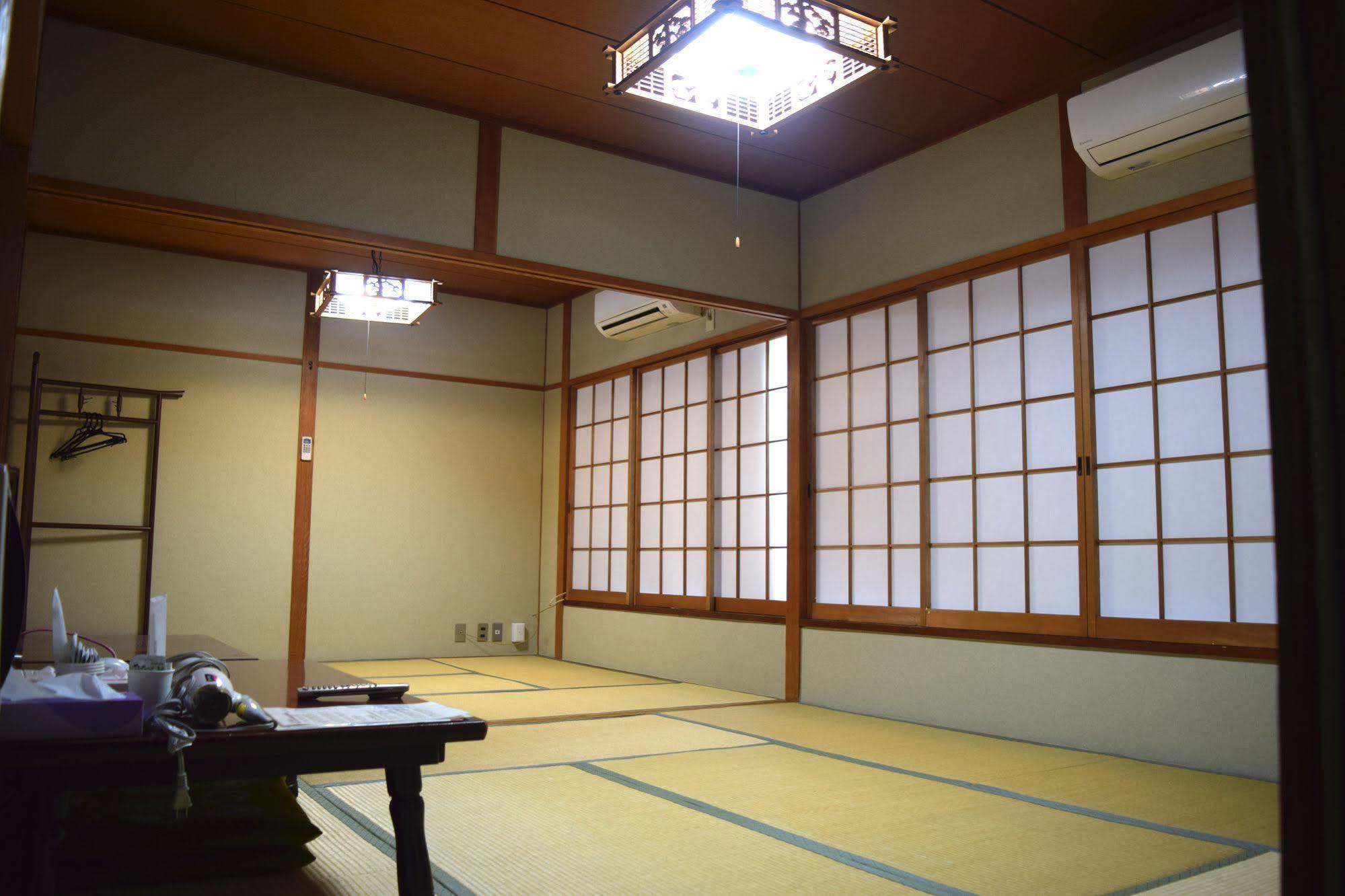 Yamabe Hotel Tenri Eksteriør billede